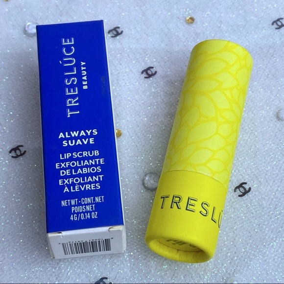 Treslúce Beauty Strawbery Exfoliating Lip Scrub - Picture 4 of 7